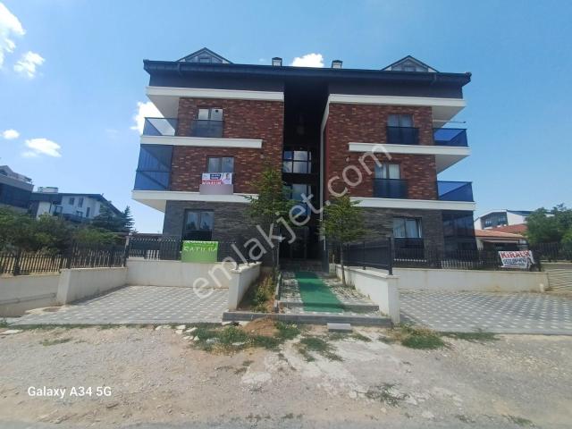 İncek Taşpınar Da Geniş Ara Kat 1+1 Kiralık Daire