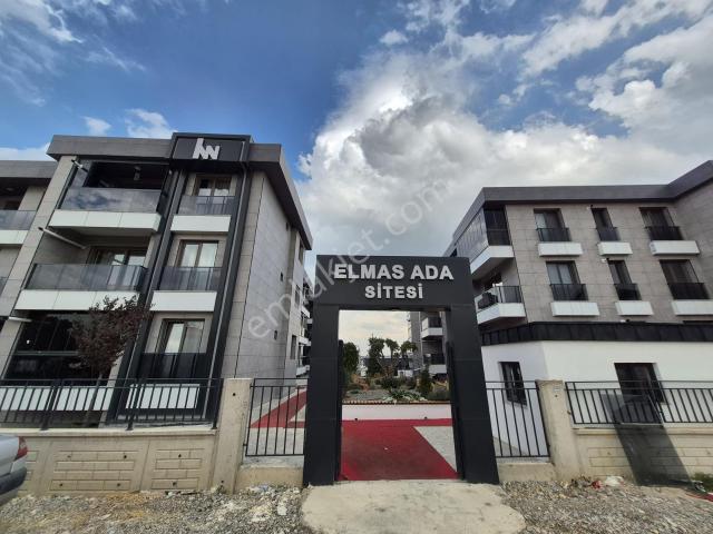 İncek Taşpınar Elmas Ada Sitesi'nde Satılık 1+1 Daire