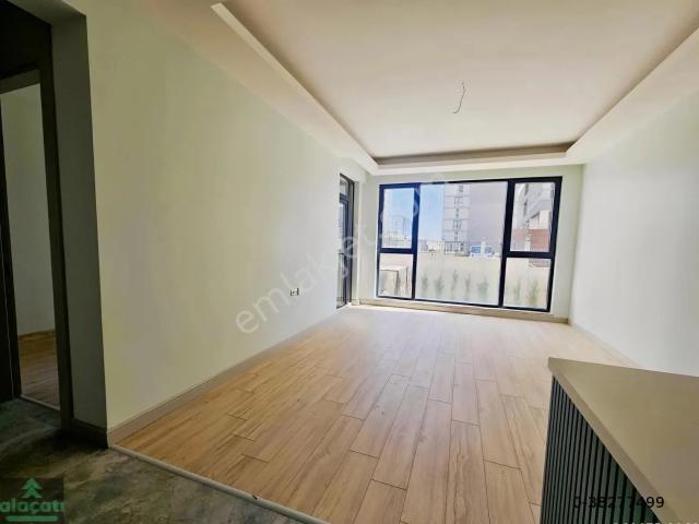 İncek Taşpınar / Kiralık 2+1 / Ara Kat / Güvenlikli Site