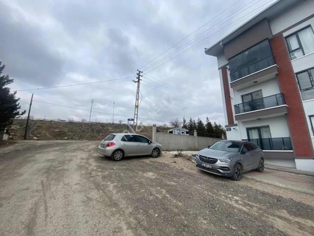 İncek Taşpınar Jandarma Karşısı Ara Kat Kiralık Daire