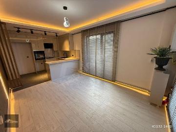 İNCEK TAŞPINAR EMLAK'TAN SATILIK 1+1 LÜX BAHÇE KULLANIMLI DAİRE