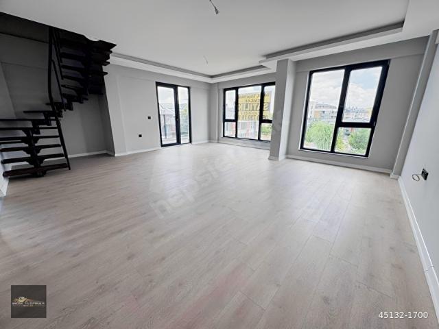 İNCEK TAŞPINAR EMLAK'TAN SATILIK 3+1 LÜX DAİRE