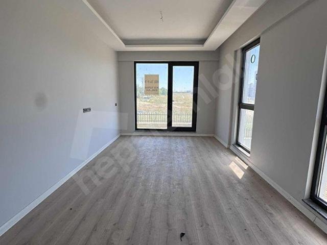 İNCEK TAŞPINAR EMLAK TARAFINDAN SATILIK 1+1 LÜKS DAİRE