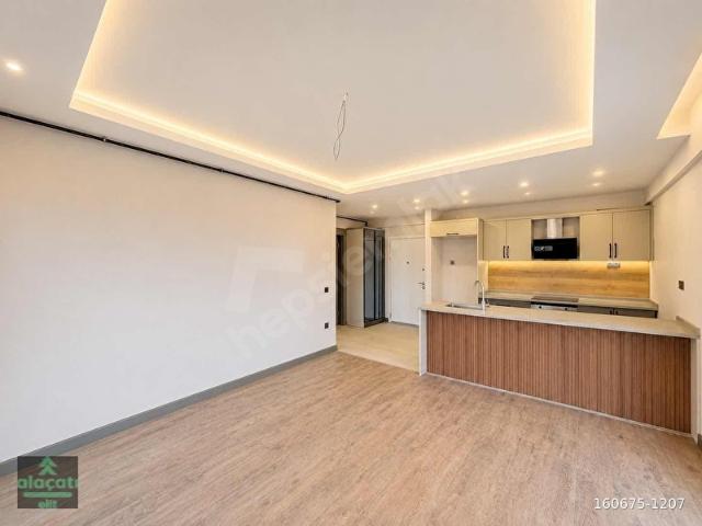 İNCEK TAŞPINAR KİRALIK 1+1 DAİRE ARAKAT CADDE ÜSTÜ BALKONLU