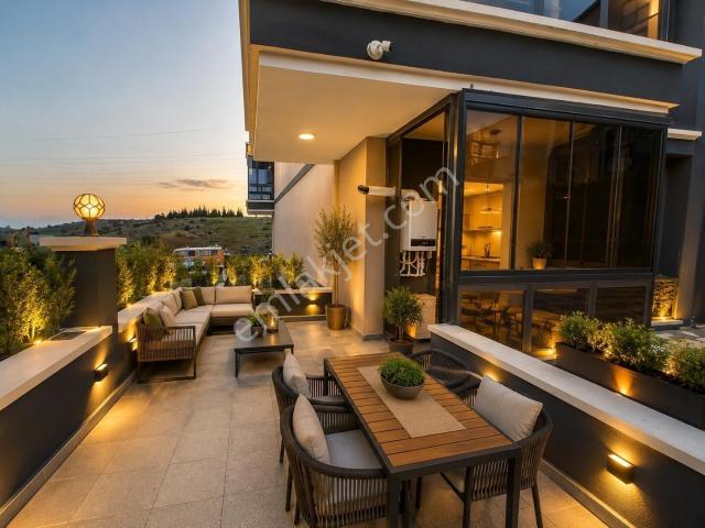 İncek' Te Bağımsız Özel Teraslı Cam Balkonlu 1+1 Eşyalı Kiralık