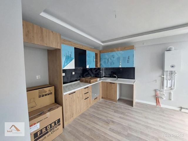 İNCEK VİSTA KARŞISI BUTİK SİTEDE KAPALIOTOPRKLI KİRALIK 1+1DAİRE