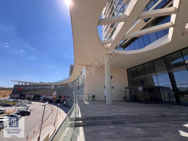 İncek Vista Büyük Tip A Tipi Balkonlu Kiralık Eşyalı 1+1 Daire