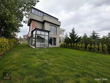İncek Vista ve Bulvar Yakını Geniş Kullanım 5+1 Villa Kali A.Ş