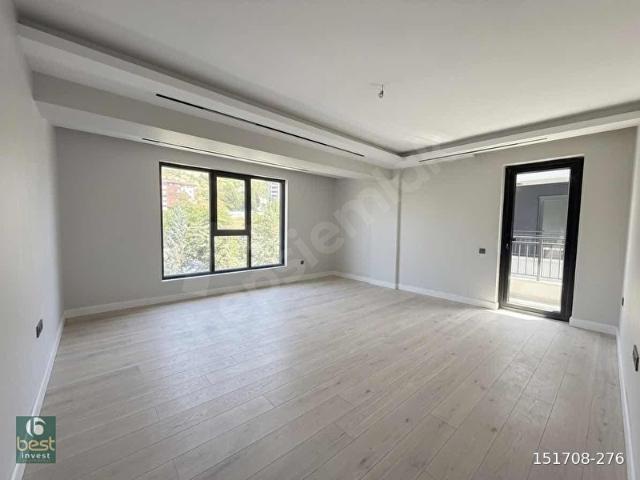 İNCESU CADDESİ SİTEDE SATILIK GENİŞ TİP SIFIR 3+1 METRO YAKINI