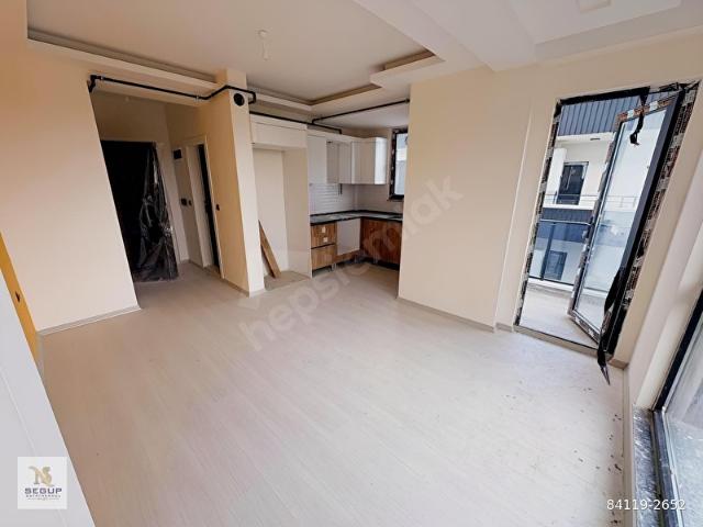 İNCESU'DA PARK CEPHELİ SAHİLE YAKIN SATILIK 1+1 DAİRE