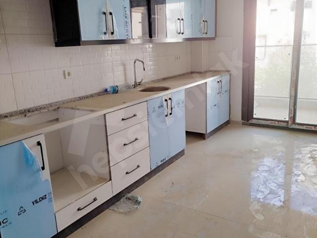 İNCİRLİOVA SANDIKLI MH. OTOPARKLI SIFIR 3+1 KİRALIK DAİRE