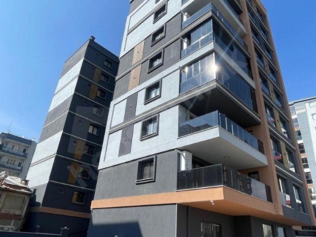 İNCİRLİOVANIN EN GÖZDE BİNASINDA KALAN SON 3+1 DAİRE