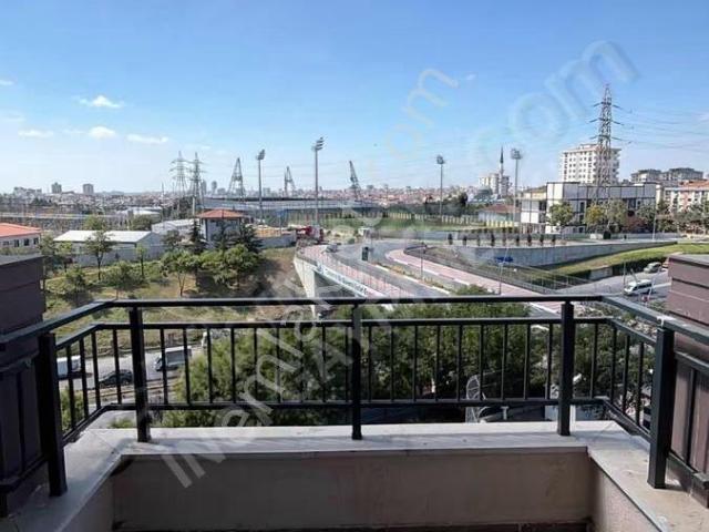 İnci'den 3.etap 1655/31 3+1 110m2 5.kat Millet Bahçesi Cephe