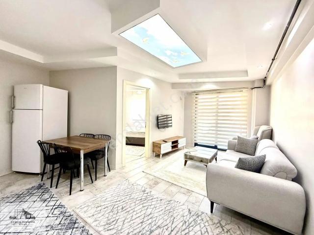 İncilipınar'da Depozitosuz Kiralık Balkonlu 1+1 Eşyalı Apart