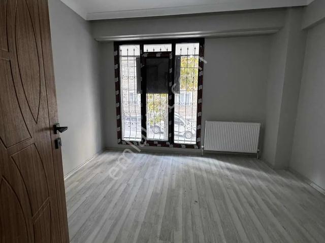 İncirtepe Mah Balkonlu Y.giriş Daire