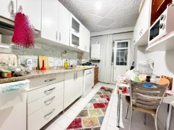 İncirli Barış Yol.cad.üzeri Masrafsız Cepheleri Açık 3+1 Daire