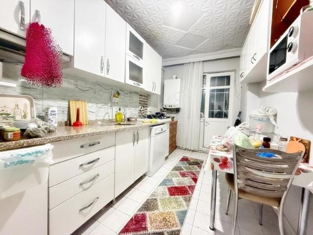 İncirli Barış Yol.cad.üzeri Masrafsız Cepheleri Açık 3+1 Daire