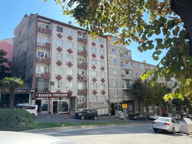 İncirli Caddesi Üzerinde 2+1 Avantajlı Kiralık Daire