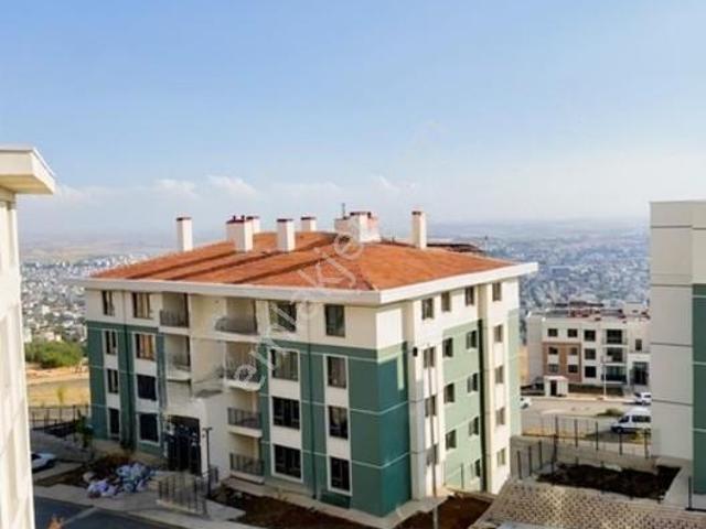 İndere Tokilerinde Kiralık 3+1 Ara Kat Daire