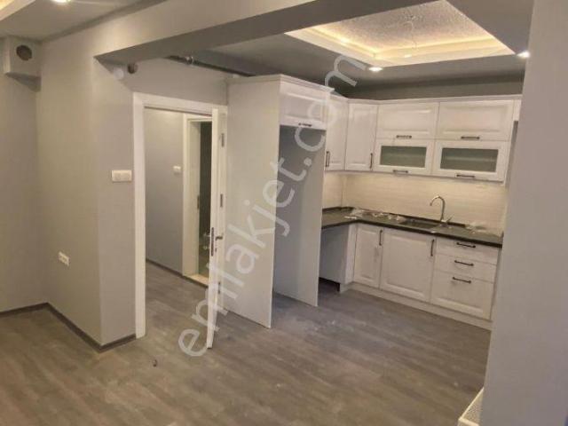 İnegöl Merkezde Kiralık 1+1 Daire