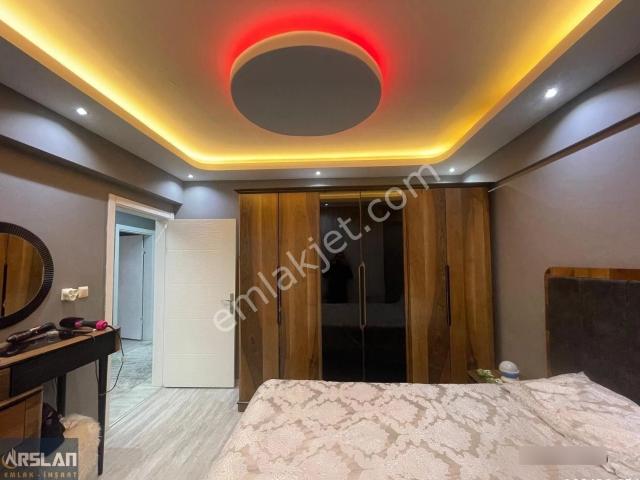 İnegöl Alanyurt Yeni Mah,3+1,2.kat,150m2 Site İçi,satılık Ful Eşyalı Daire