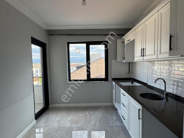 İnegöl Alanyurt Yeni Mahallede Kiralık 2+0 Daire