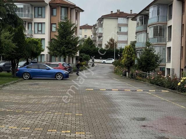 İnegöl Alanyurt Yeni Mah'de, Site İçi, 186m2, 4+1, Satılık Daire