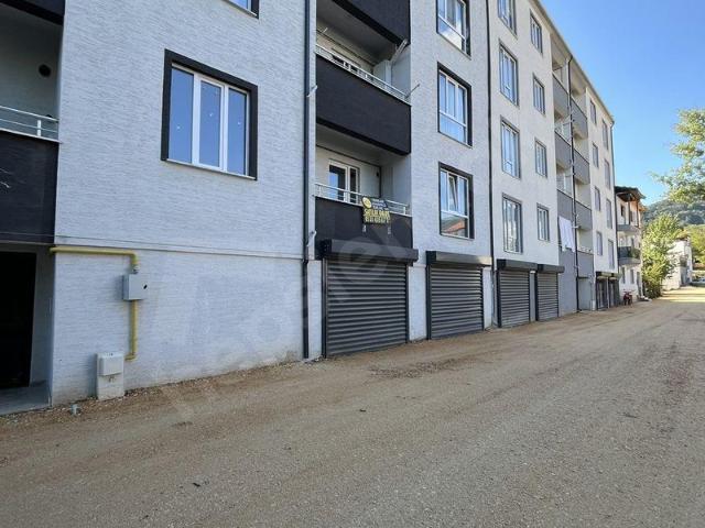 İNEGÖL CERRAH'TA FIRSAT SIFIR 2+1 ASANSÖRLÜ, ÖNÜ AÇIK FERAH DAİRE