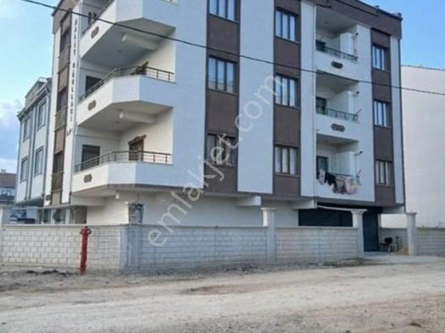 İnegöl De Aile İçin Fırsat Bina