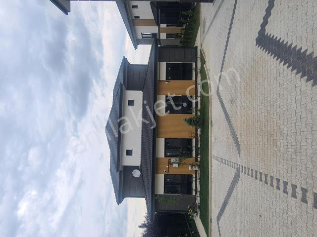 İnegöl Hocaköy De Satılık Lüks Villa