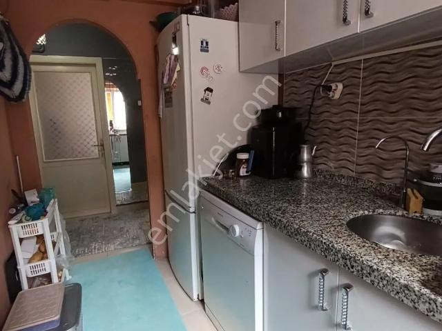 İnegöl Sinanbey'de Satılık Merkezi Konumlu 2+1 75m2 Daire