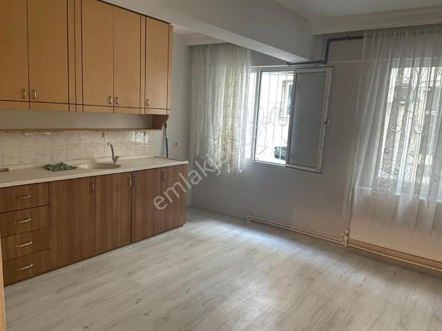 İnkılap Mh İzban Yakını 3+1 Doğalgazlı Kiralık Uygun Fiyat Daire