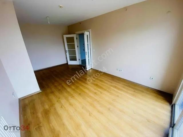 İnnovia 3.etap Ta Önü Tamamen Açık Kiralık 2+1 Daire