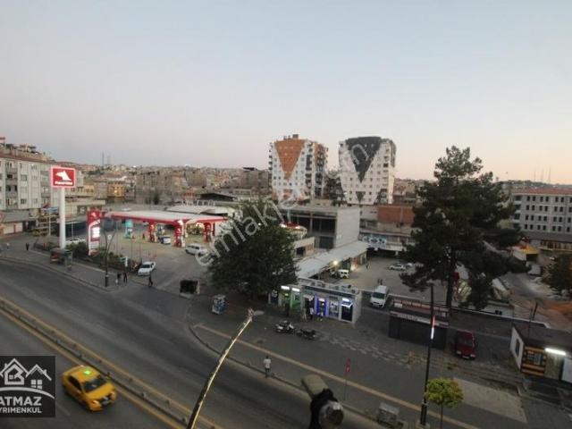 İnönü Cad. çarşının Göbeğinde Satılık 2+1 Daire