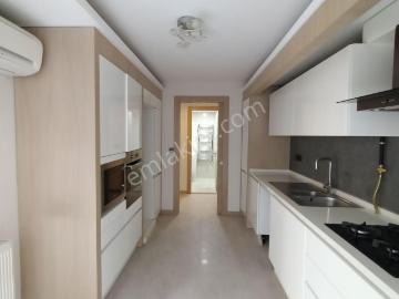 İnönü Cad.şehrin Tamkalbinde İyi Keyiflerdilerim 3+1kiralıkdaire