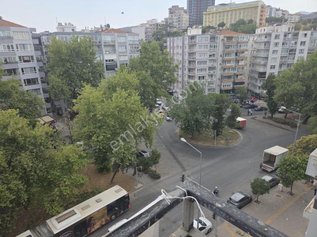 İnönü Caddesi Göztepe Mahallesi Kiralık 3+1 Daire