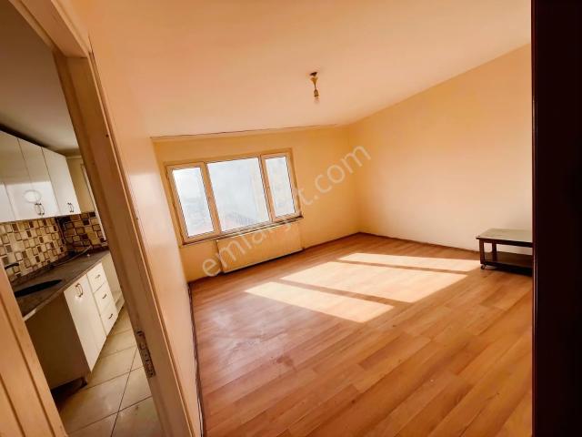 İnönü Caddesinde 3+1 Kiralık Daireler