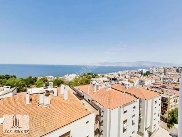 İnönü Caddesi'nde Deniz Manzaralı 3+1 Kiralık Daire