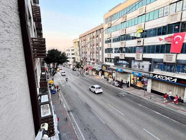 İnönü Caddesine Cephe Konut & İşyerine Uygun İçi Yapılı Daire