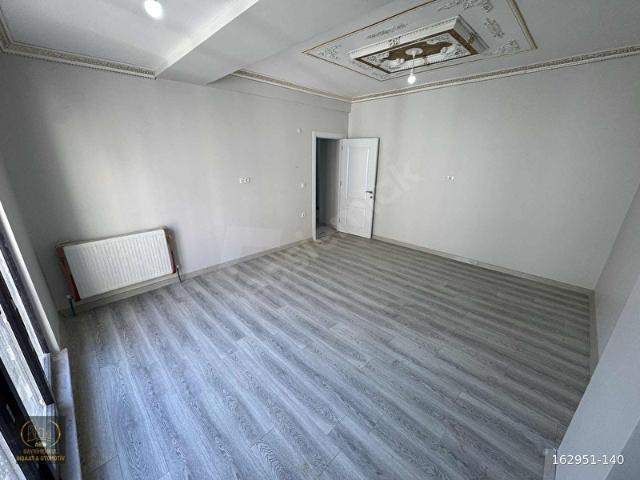 İNÖNÜ MAHALLESİNDE SATILIK SIFIR İSKANLI 2+1 ARAKAT DAİRE