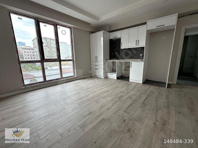 İNÖNÜ MAHALLESİ ÇINARYOLU CADDESİNDE SATILIK 1+1 DAİRE