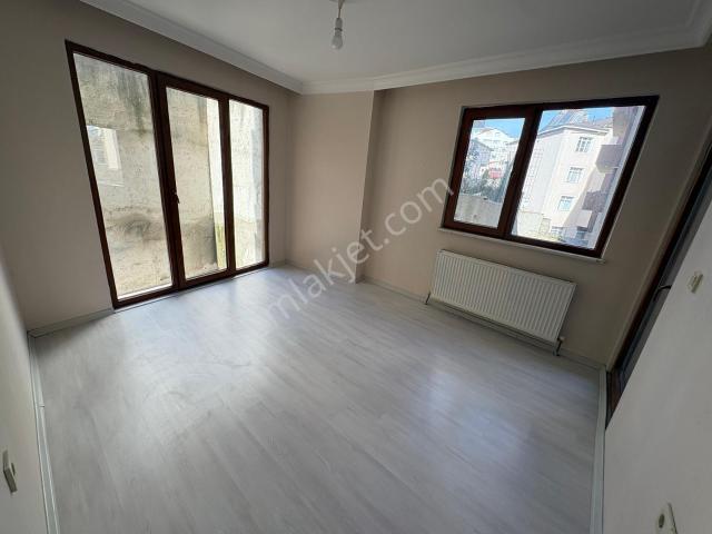 İnönü Mah'de Bosna Cad Yakını 2+1 Kiralık Yüksek Giriş Daire