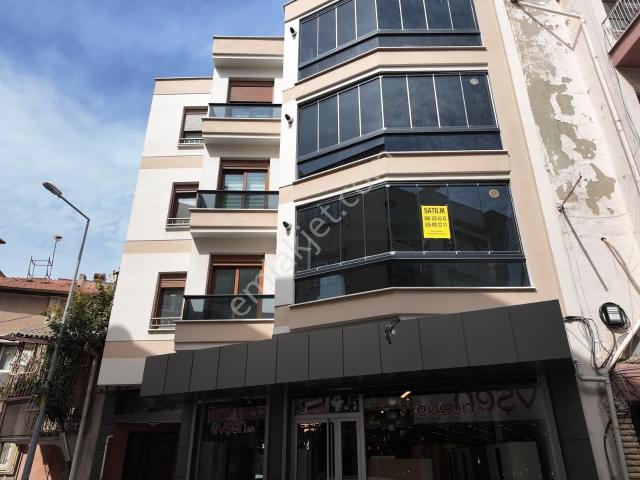 İnönü Nakliye Caddesi Arkası 145 M2 Asansörlü 3+1 Bakımlı Daire