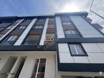 İnönü'de Emsallerinden Uygun 1+1 Son Kat Daire!