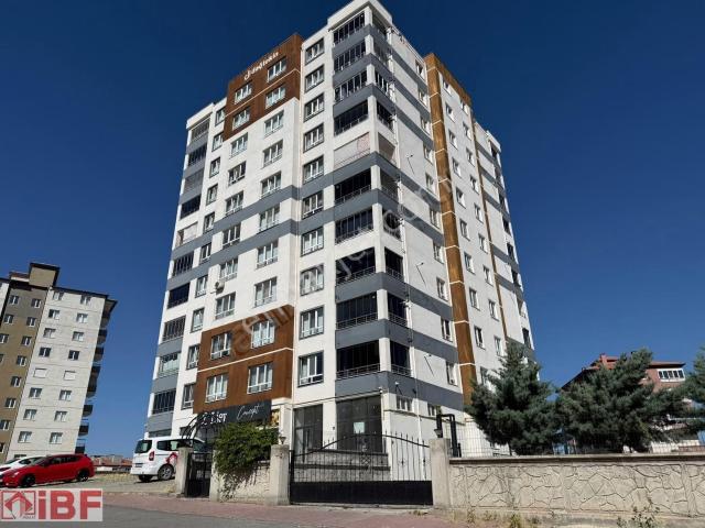 İbf Den Yavuz Selim'de Hobi Bahçeli 175 M² 3+1 Daire