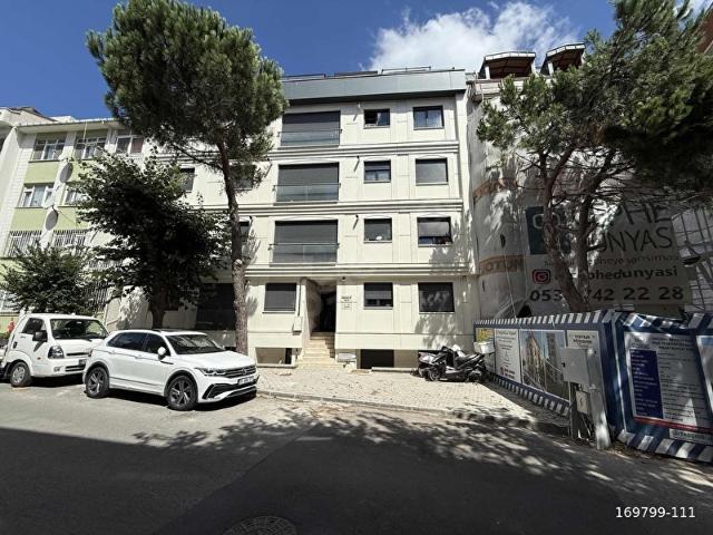 İCADİYEDE MANZARALI, LÜKS TASARIMLI 2+1 DAİRE