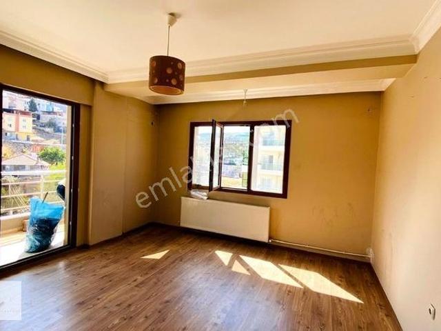 İdamax'tan İzmir Maliyeciler Sitesinde 3+1 Arakat Daire