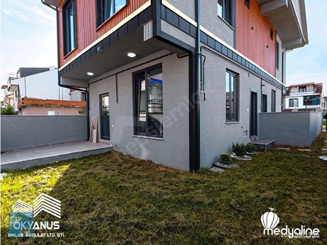 İDDALIYIZ Kocaali'de Denize Yakın, 3+1 SATILIK Tripleks Villa