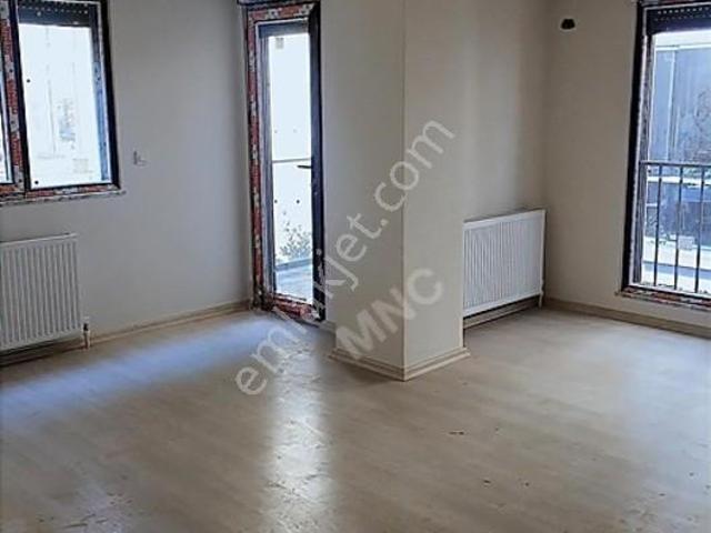 İdealtepe Merkezi Konumda, Krediye Uygun 3+1 Daire