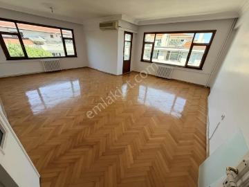 İdealtepe Üst Geçitte Asansörlü Otoparklı Geniş 3+1